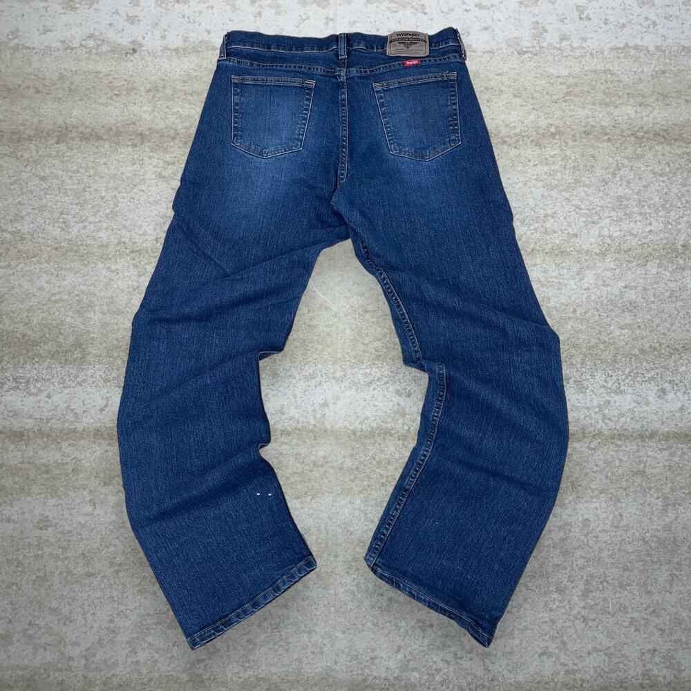 Vintage Y2K Wrangler Jeans 32x32 Relaxed Fit Dark Wash Work Wear Denim